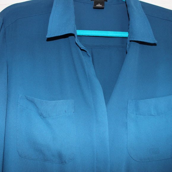 Ann Taylor blouse - Picture 2 of 3